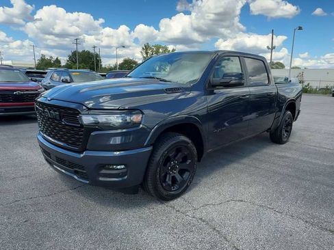 Used 2025 RAM 1500 Big Horn AWD/4WD image 4
