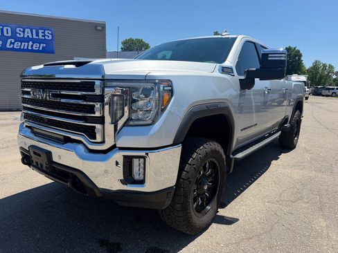 Used 2020 GMC Sierra 2500 SLT w/ SLT Premium Plus Package AWD/4WD image 2