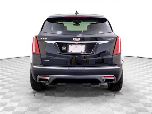 Certified 2025 Cadillac XT5 Premium Luxury w/ LPO, Floor Liner Package AWD/4WD image 4