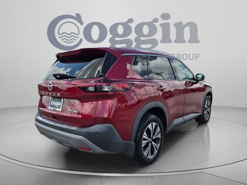 Used 2021 Nissan Rogue SV w/ Premium Package AWD/4WD image 6