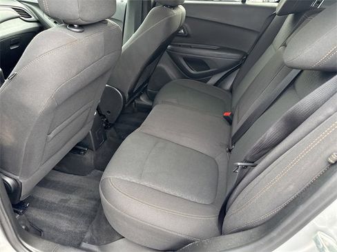 Used 2019 Chevrolet Trax LS w/ Tint and Cruise Package image 28