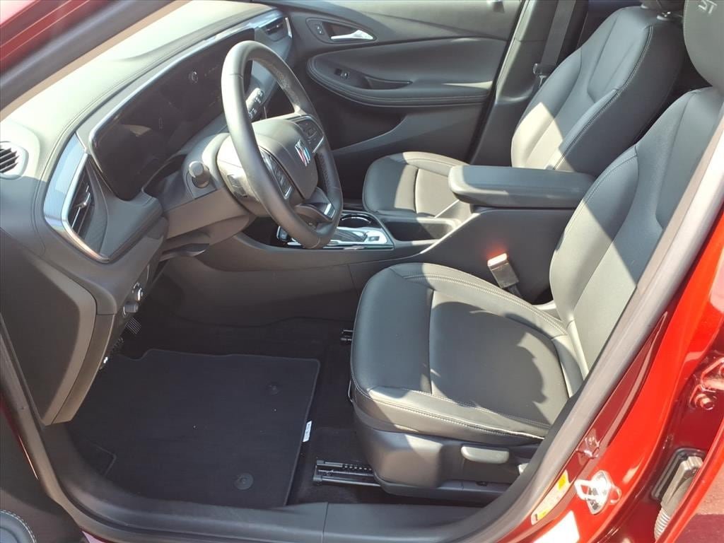 Used 2024 Buick Encore GX Sport Touring AWD/4WD image 11