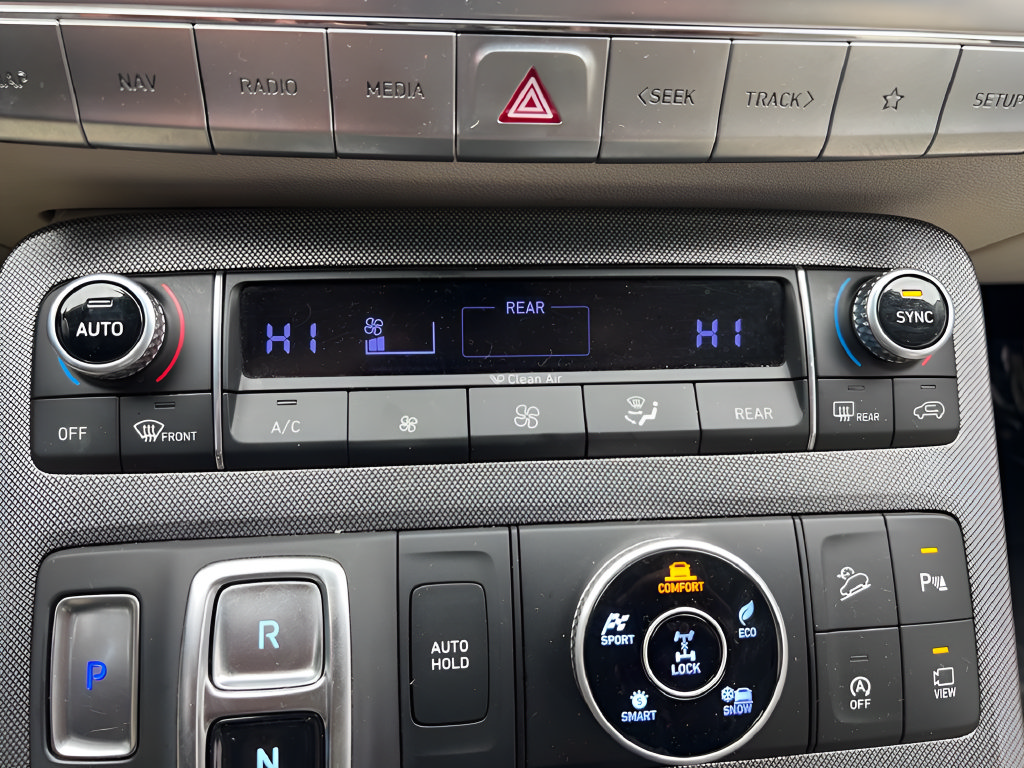 Used 2020 Hyundai Palisade Limited AWD/4WD image 28
