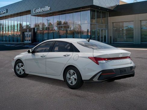 New 2026 Hyundai Elantra SE image 5