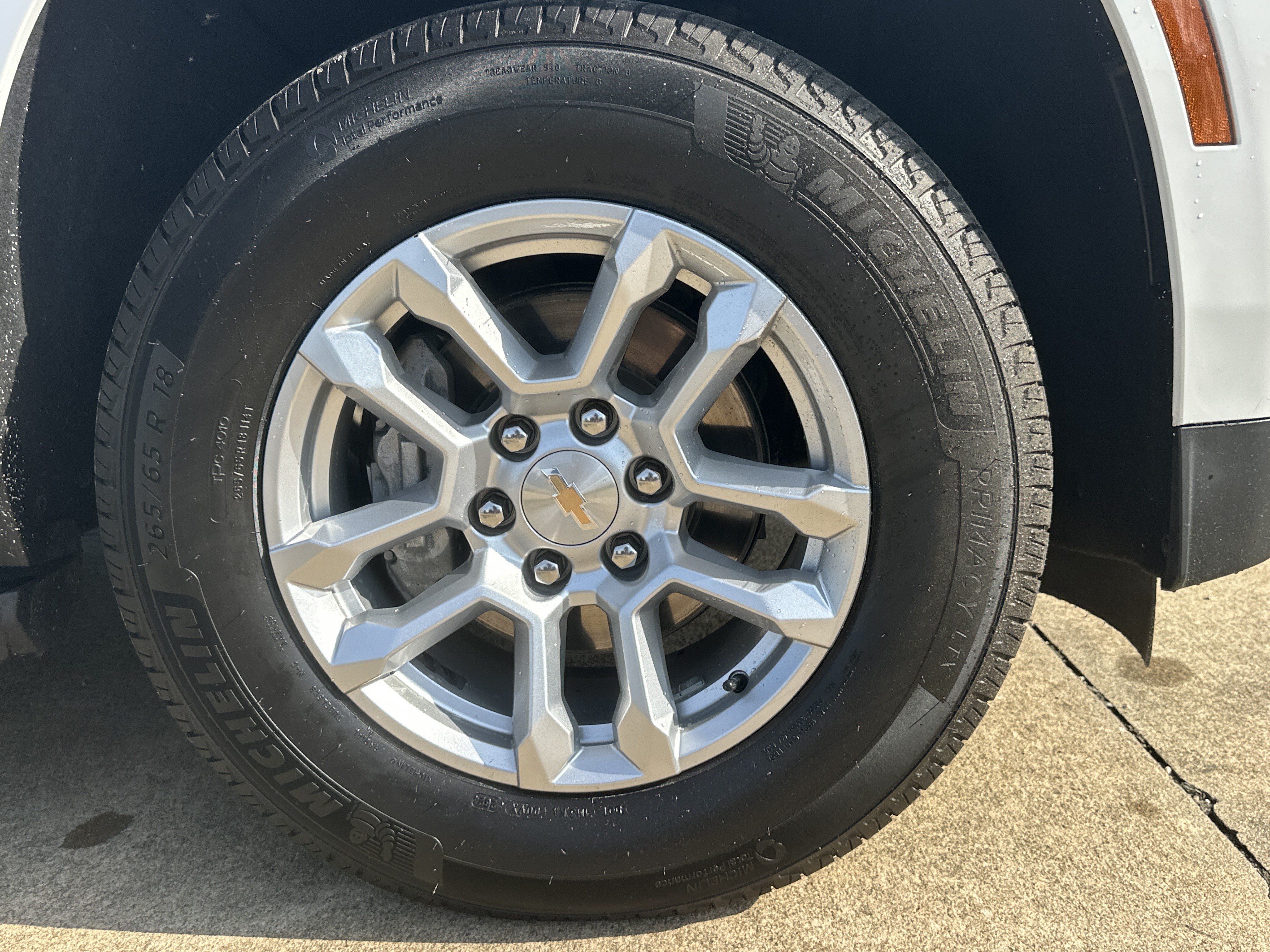 Certified 2025 Chevrolet Tahoe LT AWD/4WD image 13
