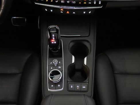 Certified 2025 Cadillac XT4 Sport AWD/4WD image 29