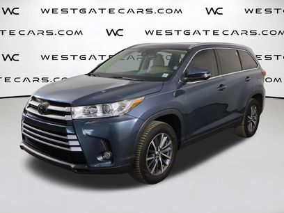 Used 2017 Toyota Highlander XLE