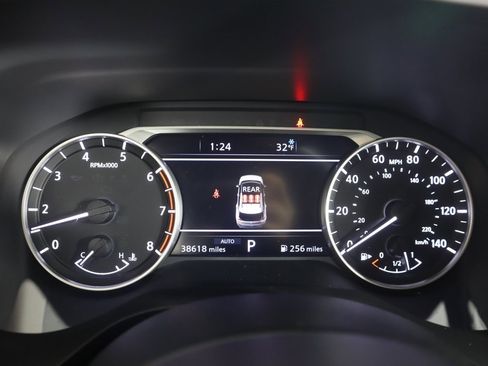 Used 2023 Nissan Rogue SL w/ SL Premium Package image 45