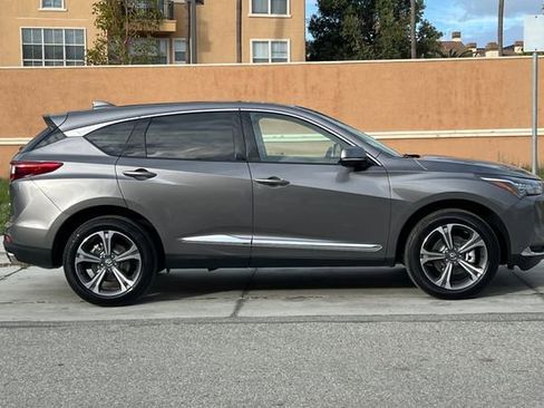 Certified 2025 Acura RDX w/ Technology Package image 3