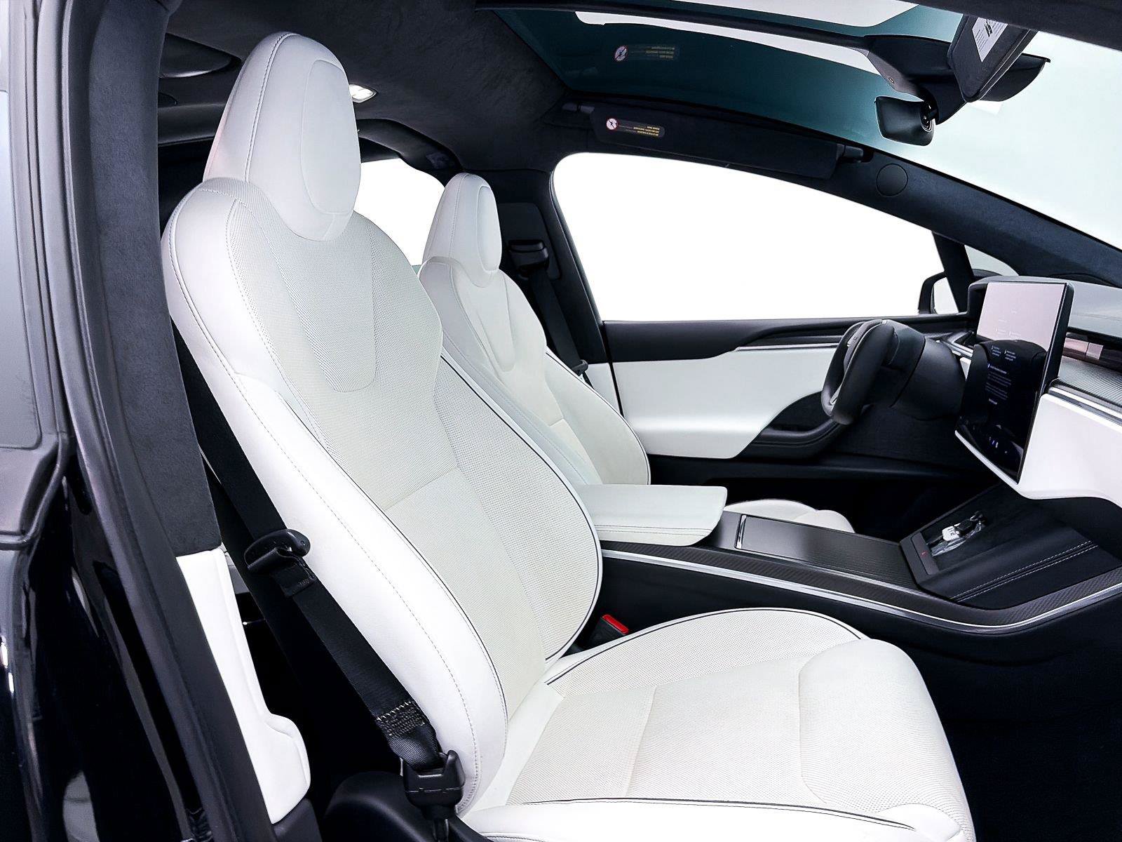 Used 2022 Tesla Model X Plaid AWD/4WD image 32