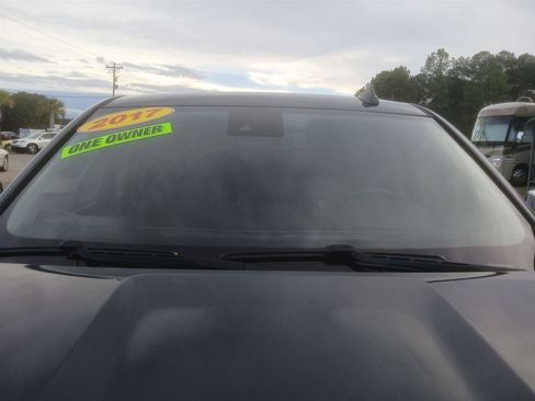 Used 2017 GMC Sierra 1500 SLT w/ SLT Premium Package image 31