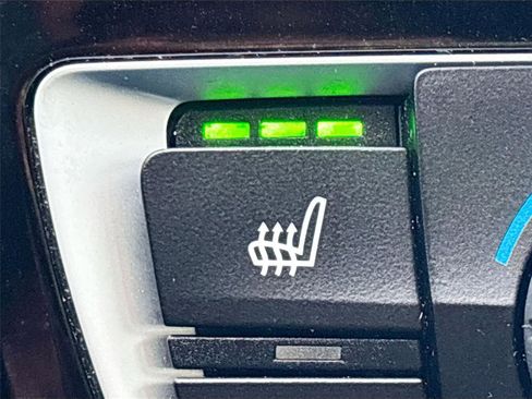 Used 2017 BMW 330i Sedan image 21