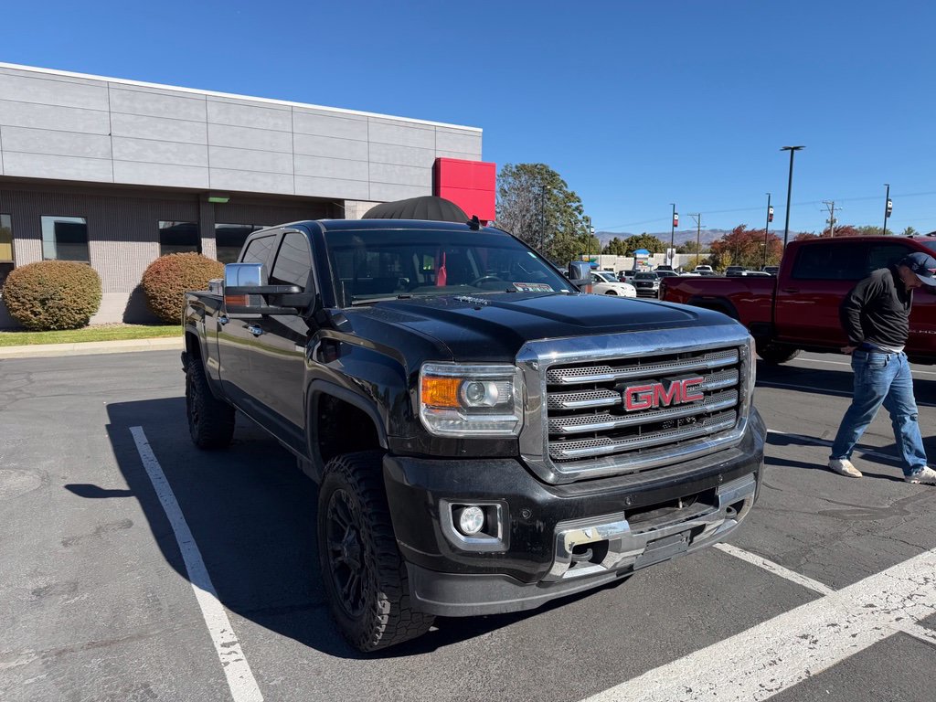 Used 2015 GMC Sierra 2500 SLT AWD/4WD image 9