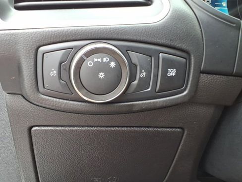 Used 2022 Ford Edge SEL AWD/4WD image 18