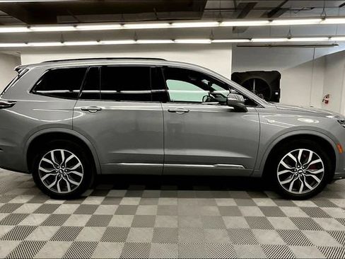 Used 2024 Cadillac XT6 Sport w/ Technology Package AWD/4WD image 15