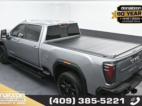 Used 2025 GMC Sierra 2500 AT4 w/ AT4 Premium Plus Package AWD/4WD image 18