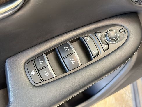 Used 2022 INFINITI QX50 Luxe image 20