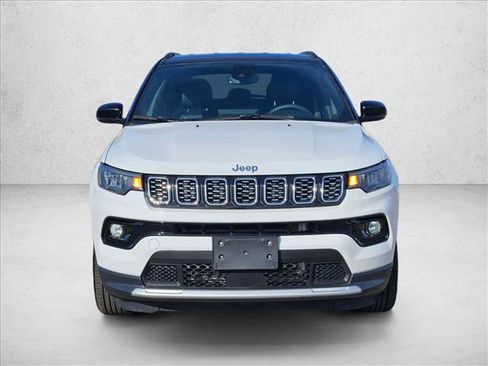 Used 2025 Jeep Compass Limited image 2