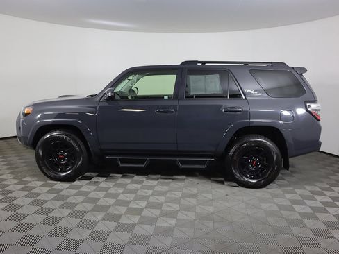 Used 2024 Toyota 4Runner TRD Off-Road Premium image 18