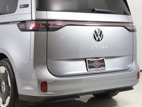 Used 2025 Volkswagen ID. Buzz Pro S image 26