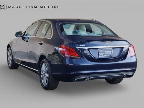 Used 2019 Mercedes-Benz C 300 4MATIC Sedan image 7