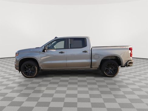 Used 2025 Chevrolet Silverado 1500 Custom image 17