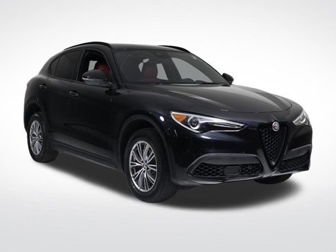 Used 2022 Alfa Romeo Stelvio Sprint image 7