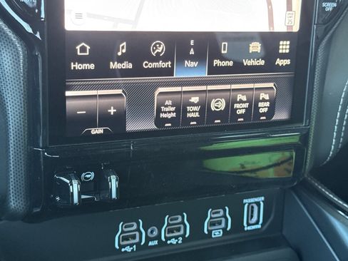 New 2026 RAM 2500 Limited AWD/4WD image 19