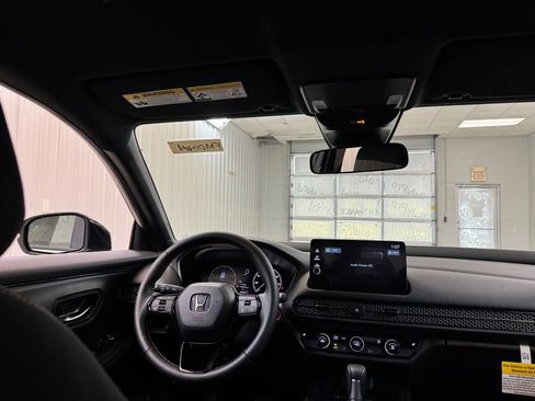 New 2026 Honda HR-V Sport image 18