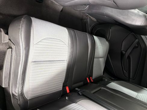 Used 2019 Ford Escape SE image 19