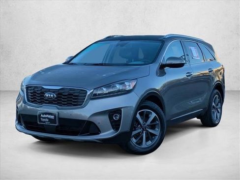 Used 2019 Kia Sorento EX w/ EX Touring Package image 1