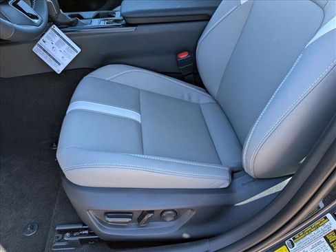 New 2026 Toyota Camry SE image 4