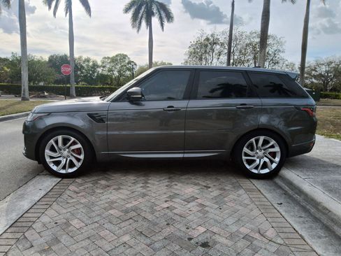 Used 2018 Land Rover Range Rover Sport Supercharged AWD/4WD image 17