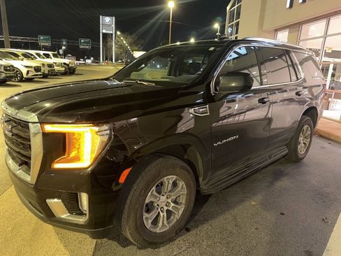 Used 2023 GMC Yukon SLE w/ Gmc Pro Safety Plus Package image 1