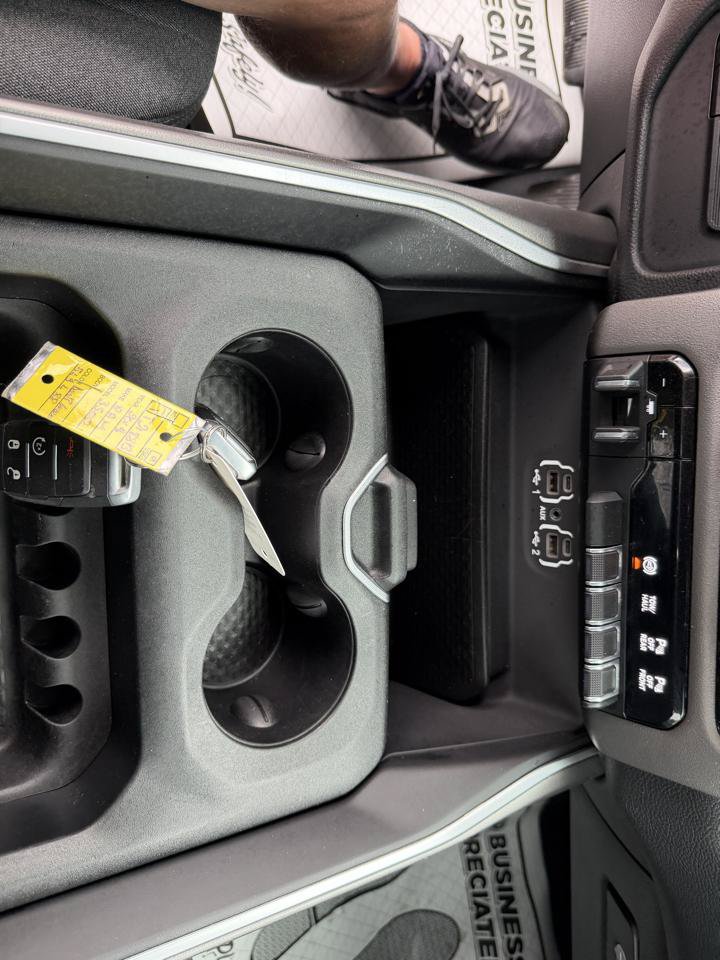 Used 2019 RAM 3500 Big Horn AWD/4WD image 28