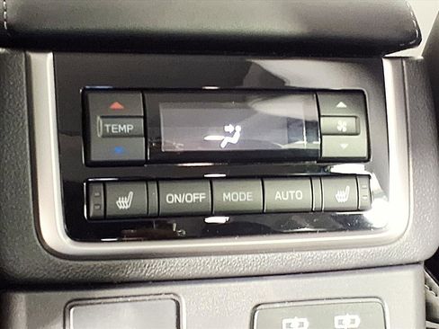 New 2026 Subaru Ascent Limited image 6