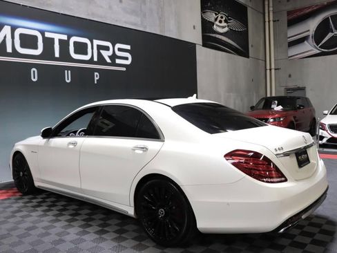 Used 2015 Mercedes-Benz S 63 AMG 4MATIC Sedan image 4