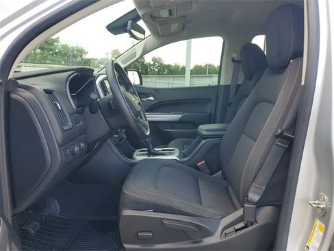 Used 2019 Chevrolet Colorado LT w/ LT Convenience Package image 16