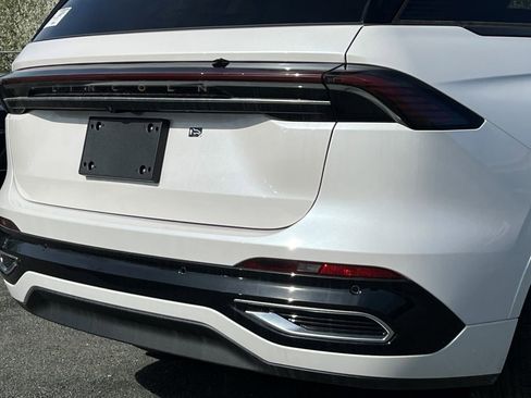 New 2026 Lincoln Nautilus Reserve AWD/4WD image 5