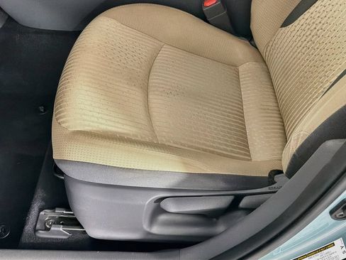 Used 2017 Toyota Prius Two w/ Prius Two Safety Plus Package FWD image 22