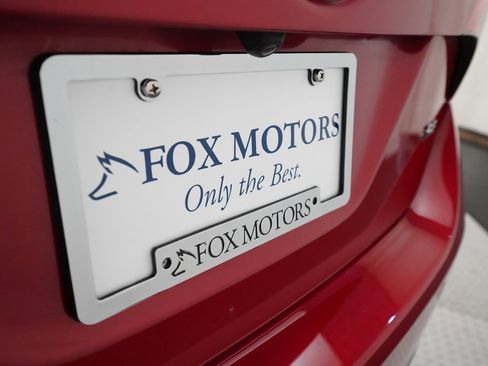 Used 2017 Toyota Corolla L image 35