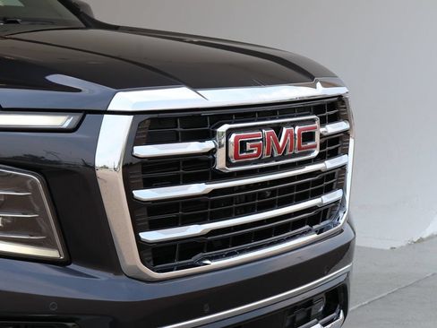 Used 2025 GMC Yukon XL Elevation AWD/4WD image 57