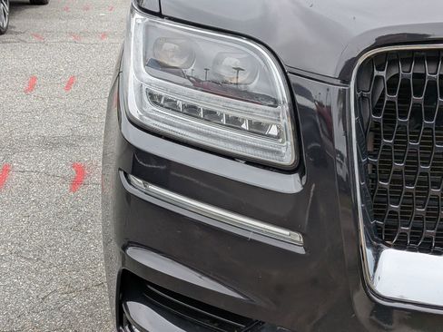 Used 2021 Lincoln Navigator L Reserve image 12