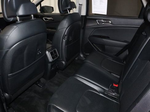 Used 2023 Kia Sportage EX image 20