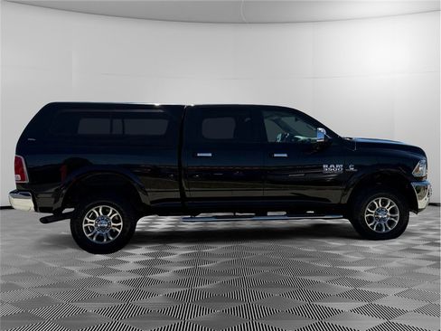 Used 2016 RAM 3500 Laramie AWD/4WD image 6