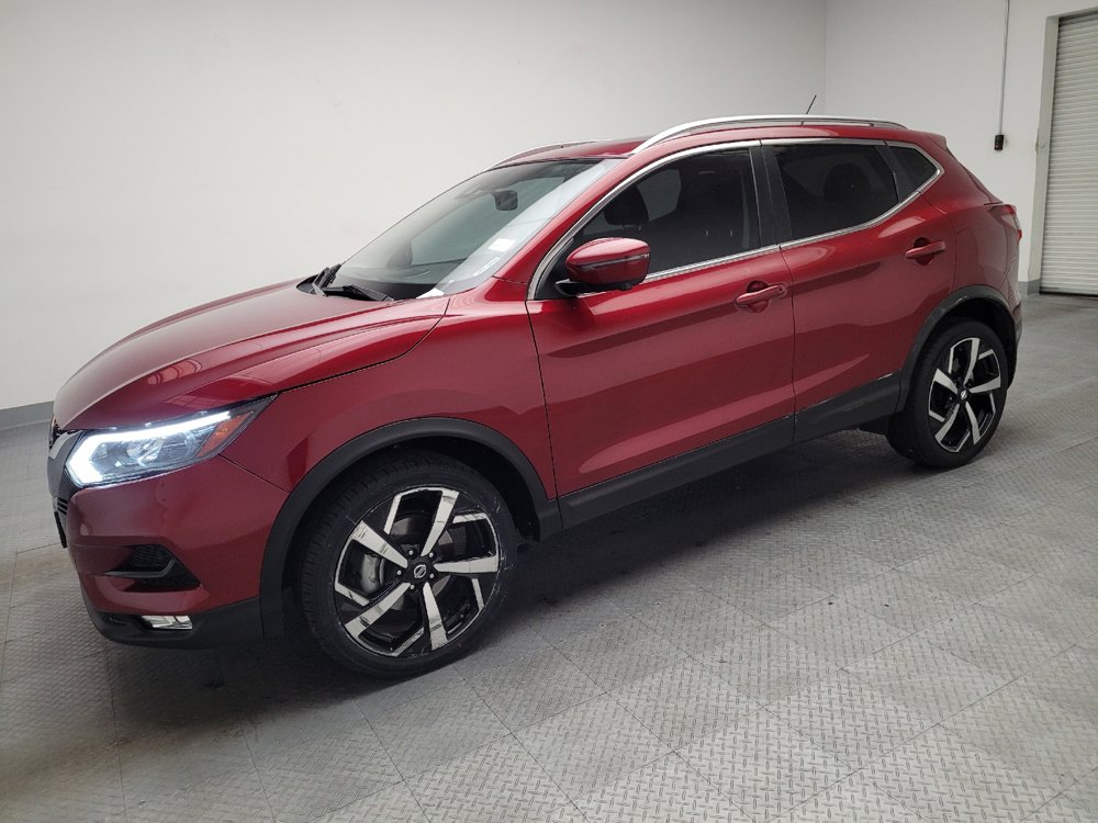 Used 2021 Nissan Rogue Sport SL w/ Premium Package FWD image 2