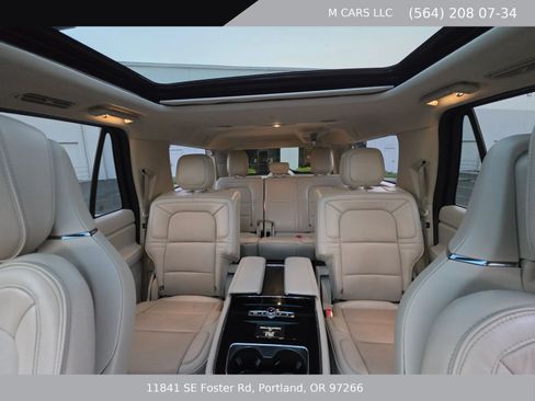 Used 2018 Lincoln Navigator L Reserve w/ Technology Package AWD/4WD image 26