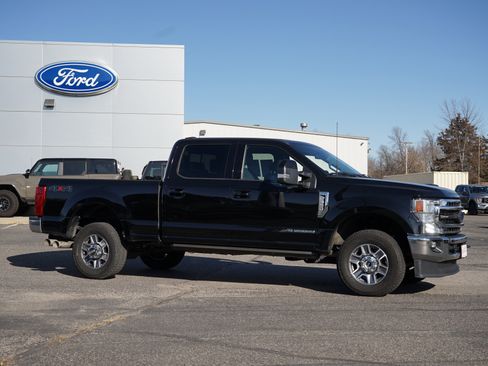 Used 2022 Ford F350 Lariat w/ Lariat Ultimate Package image 2