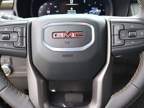 Used 2024 GMC Yukon XL AT4 w/ AT4 Premium Package AWD/4WD image 24