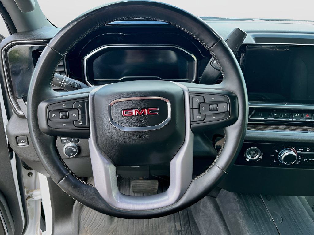 Used 2023 GMC Sierra 1500 SLE AWD/4WD image 11